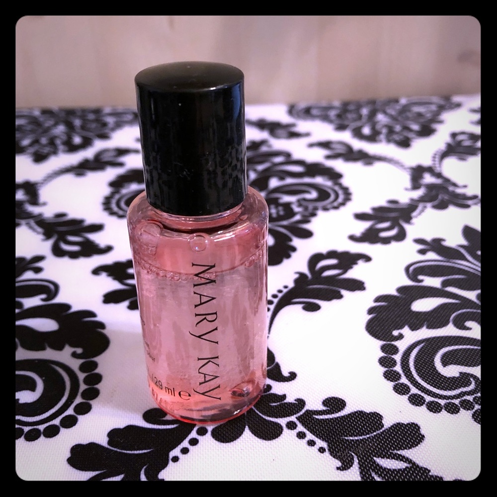 Mary Kay eye make up remover solution